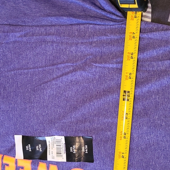 NWT John Carpenter's Halloween Tee - Picture 10 of 11